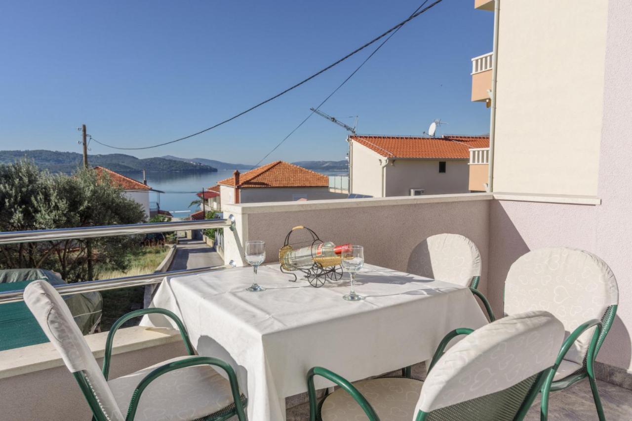 Apartments Meri Trogir Ngoại thất bức ảnh