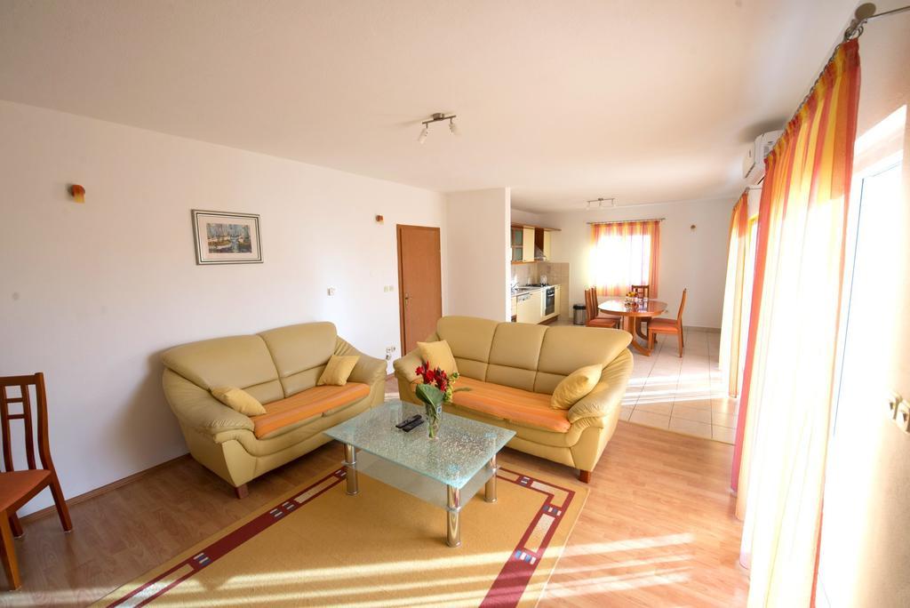 Apartments Meri Trogir Phòng bức ảnh