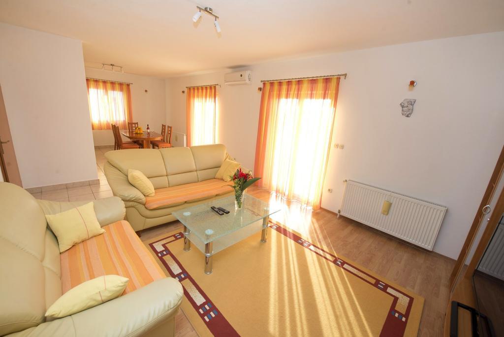 Apartments Meri Trogir Phòng bức ảnh