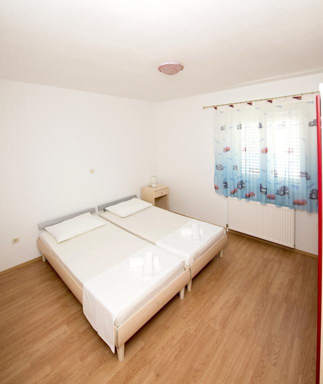Apartments Meri Trogir Phòng bức ảnh