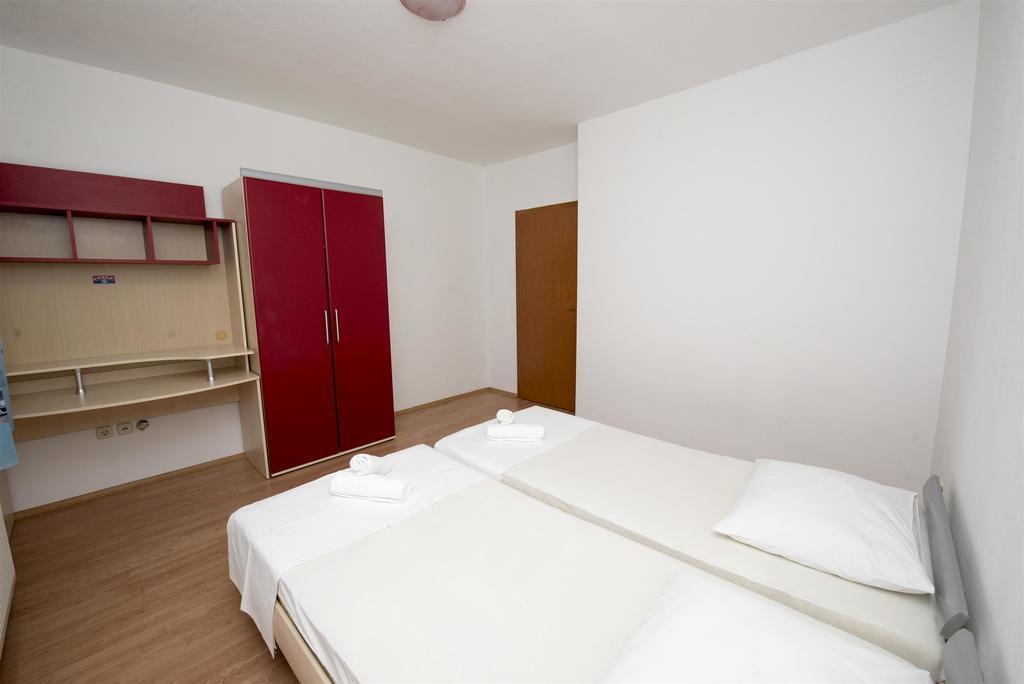 Apartments Meri Trogir Ngoại thất bức ảnh